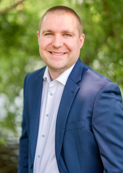 Collin P Nicol 