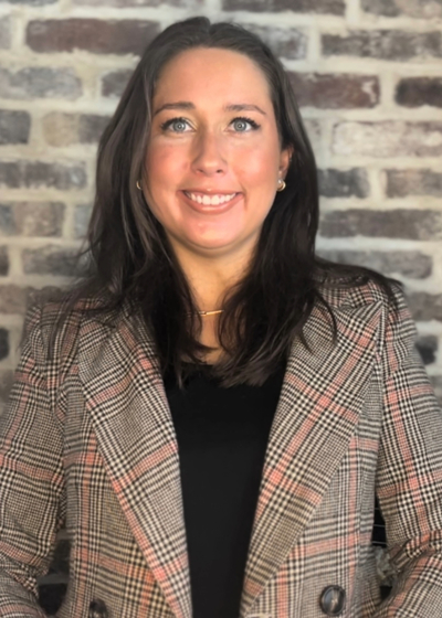 Photo of Associate Financial Advisor Amanda Secen