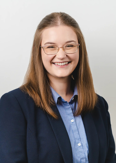 Photo of Associate Wealth Management Advisor Emily Rose