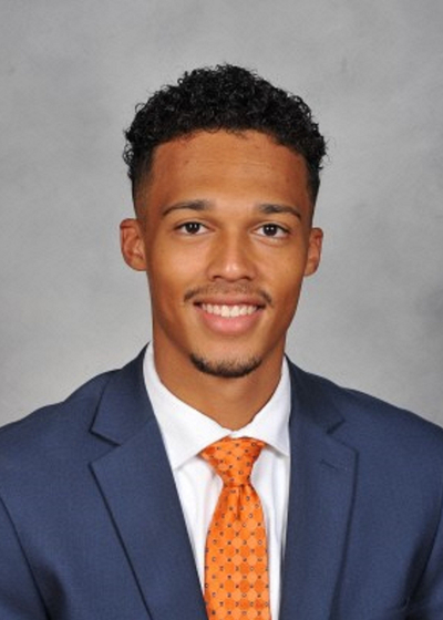 Kevin D Giles