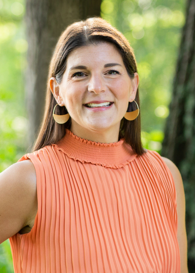 Photo of Marketing Assistant Erin Spencer