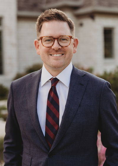 Photo of Associate Wealth Management Advisor Dane Zeller