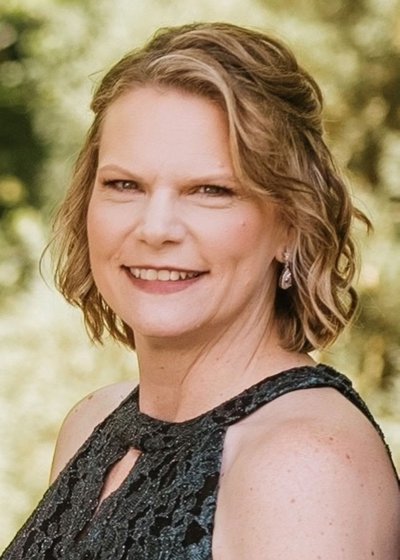 Photo of Administrative Assistant Darla Ward