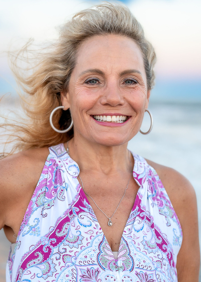 Photo of Marketing Assistant Robyn Grantham