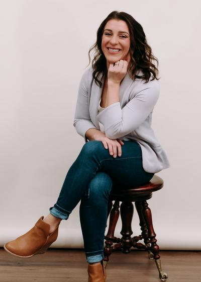 Photo of Financial Advisor Frankie Bialeschki