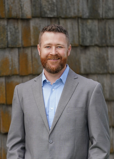 Photo of Financial Advisor Matt Hawkins