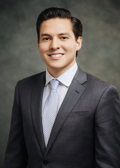 Photo of Associate Wealth Management Advisor Carlos Orquiz Escapita
