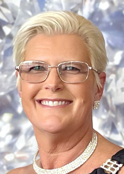 Photo of Associate Financial Representative Kimberly Marshall