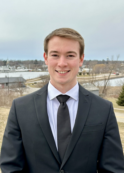 Photo of Associate Financial Representative Logan Diehm