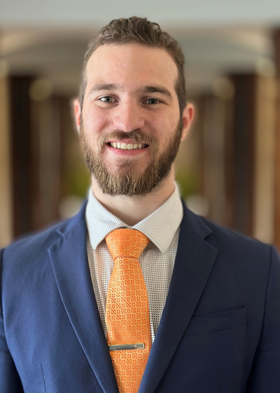 Professional headshot of financial representative, Devon Donawerth.