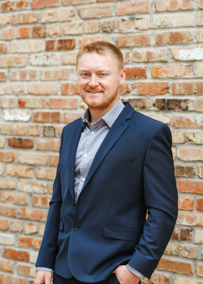 Photo of Financial Representative Brady Weller