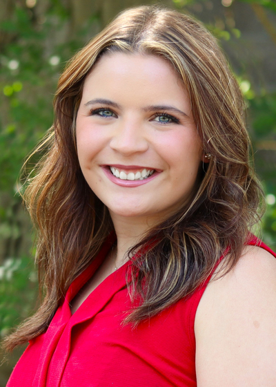 Photo of Growth and Marketing Associate Amanda Marie Romano