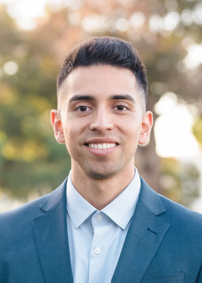 Photo of Associate Financial Representative Erick Hernandez