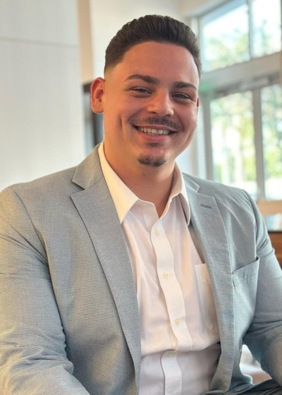 Photo of Financial Advisor Julio Colon