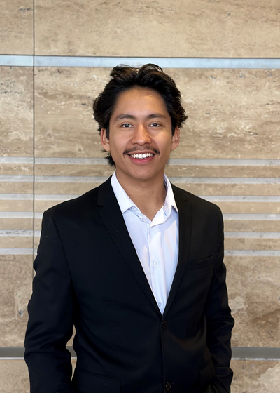 Michael  Hernandez 