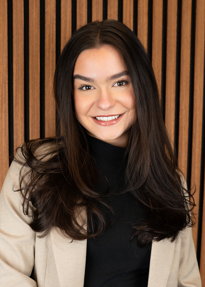 Photo of Financial Representative Alana Maynard