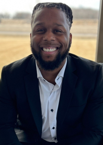 Professional headshot of financial representative, Kasai Farris.