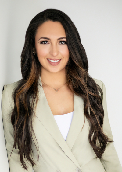 Photo of Financial Representative Larisa Kletsel