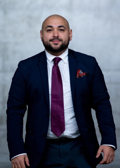 Professional headshot of financial representative, Garry Argueta.