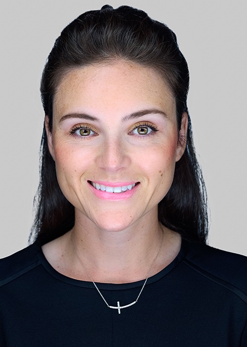Erin Wansker headshot