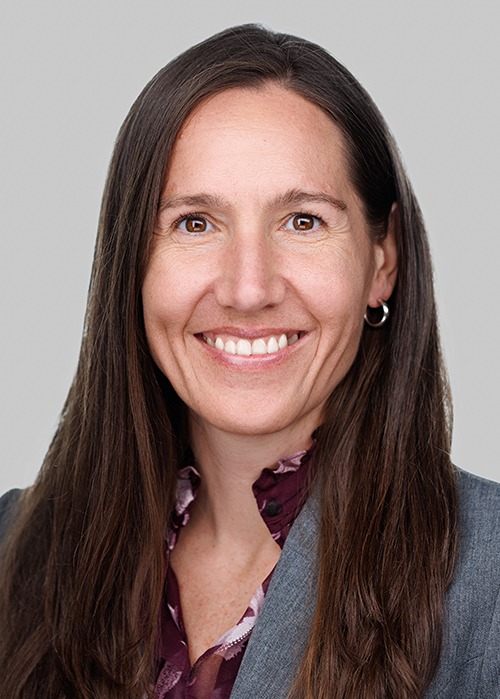 Alison Leary headshot