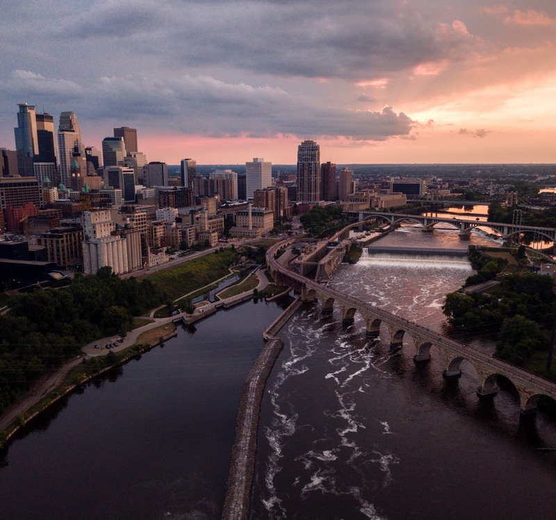 We are a team of fiduciary financial planners serving tech pros based in St. Paul, Minnesota. 