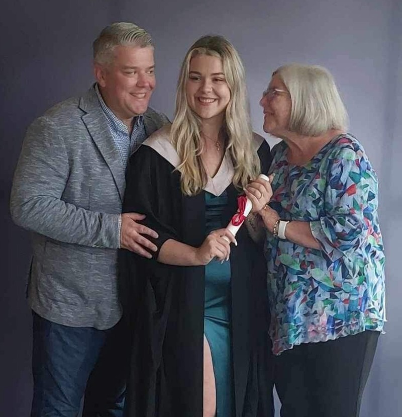 Jesse his daughter and his mother