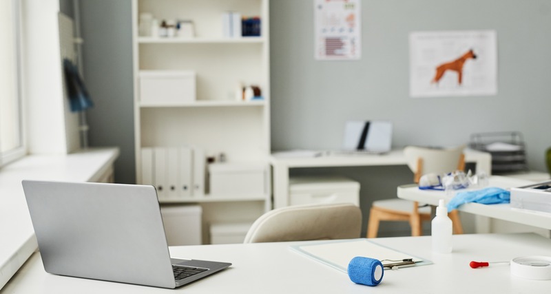 Veterinarian's Office Space who work with Financial Advisors