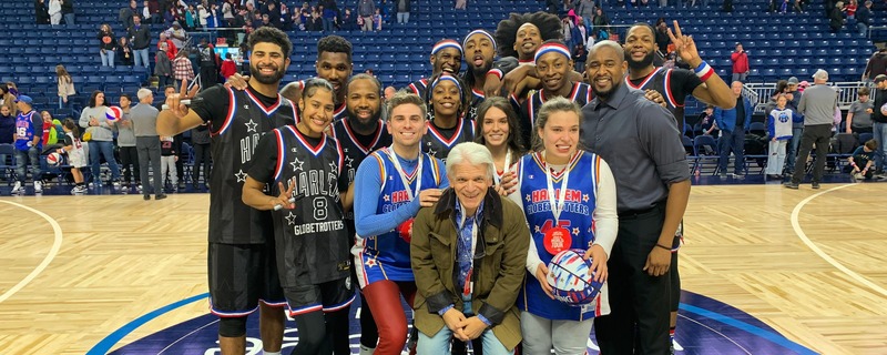 Family photo with Globetrotters