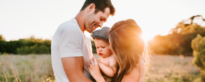 family-baby-countryside